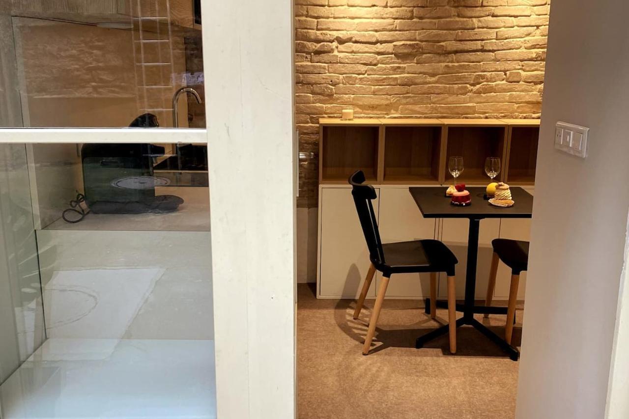 Studio Zen Tokyo Lyon Bagian luar foto